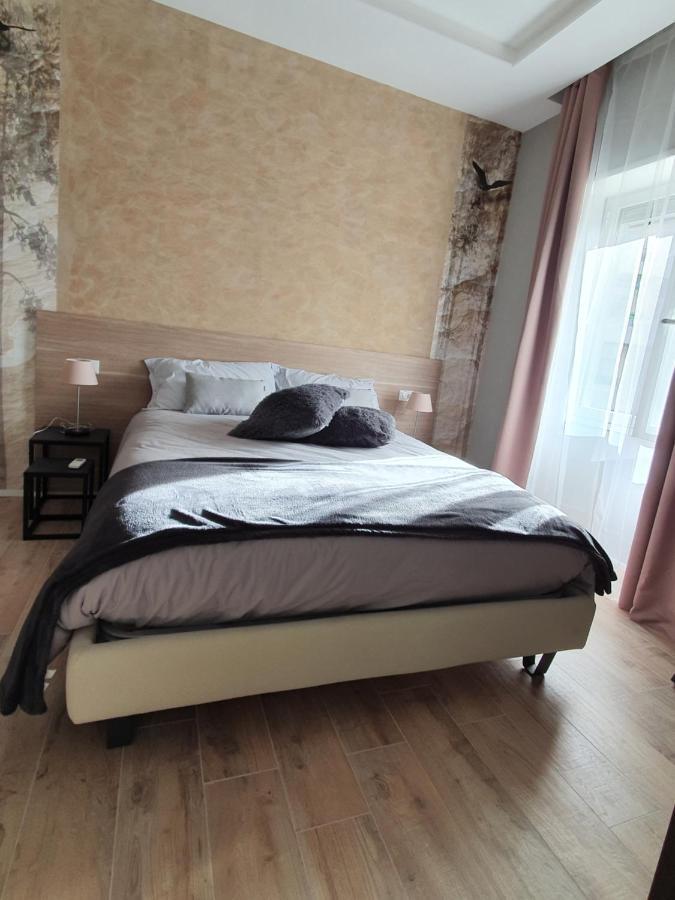 מלון קליארי Interno 6 Via Cugia 5 מראה חיצוני תמונה